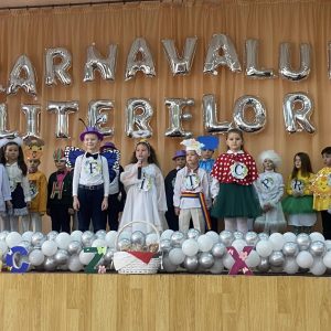 Activitatea: „Carnavalul literelor”