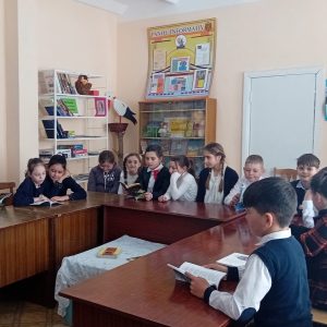 Ziua Internațională a Poeziei a fost marcată la Biblioteca Publică Țipala cu implicarea elevilor clasei a IV-a, diriginte Nadejda Cotorobai
