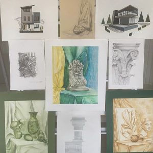 Expoziția „Arhitectura în Detaliu” expusă în holul instituției de absolventa LT Țipala – Ariadna Munteanu