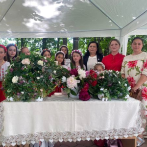 Festivalul Florilor, ediția a I-a cu genericul “Toate florile de mâine sunt în semințele de azi”