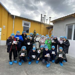 Vizita elevilor clasei a IV-a „B” la uscătoria de prune “Ciumasu&Co SRL SC”