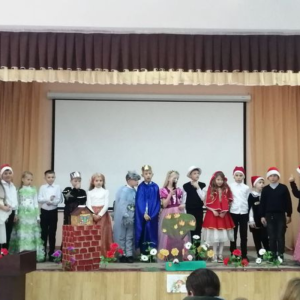 Personajele poveștilor Fraților Grimm au hotărât să iasă din pagini