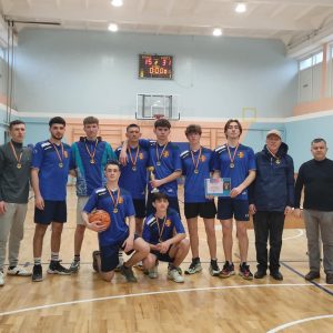 Locul 1 la competiția de baschet, etapa raională